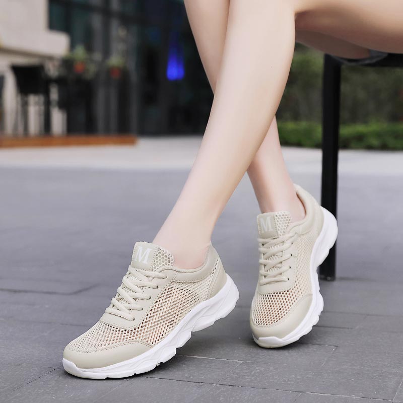 Summer Breathable Sneakers Wom - Luxury Lifestyle Hospitality recension och pris