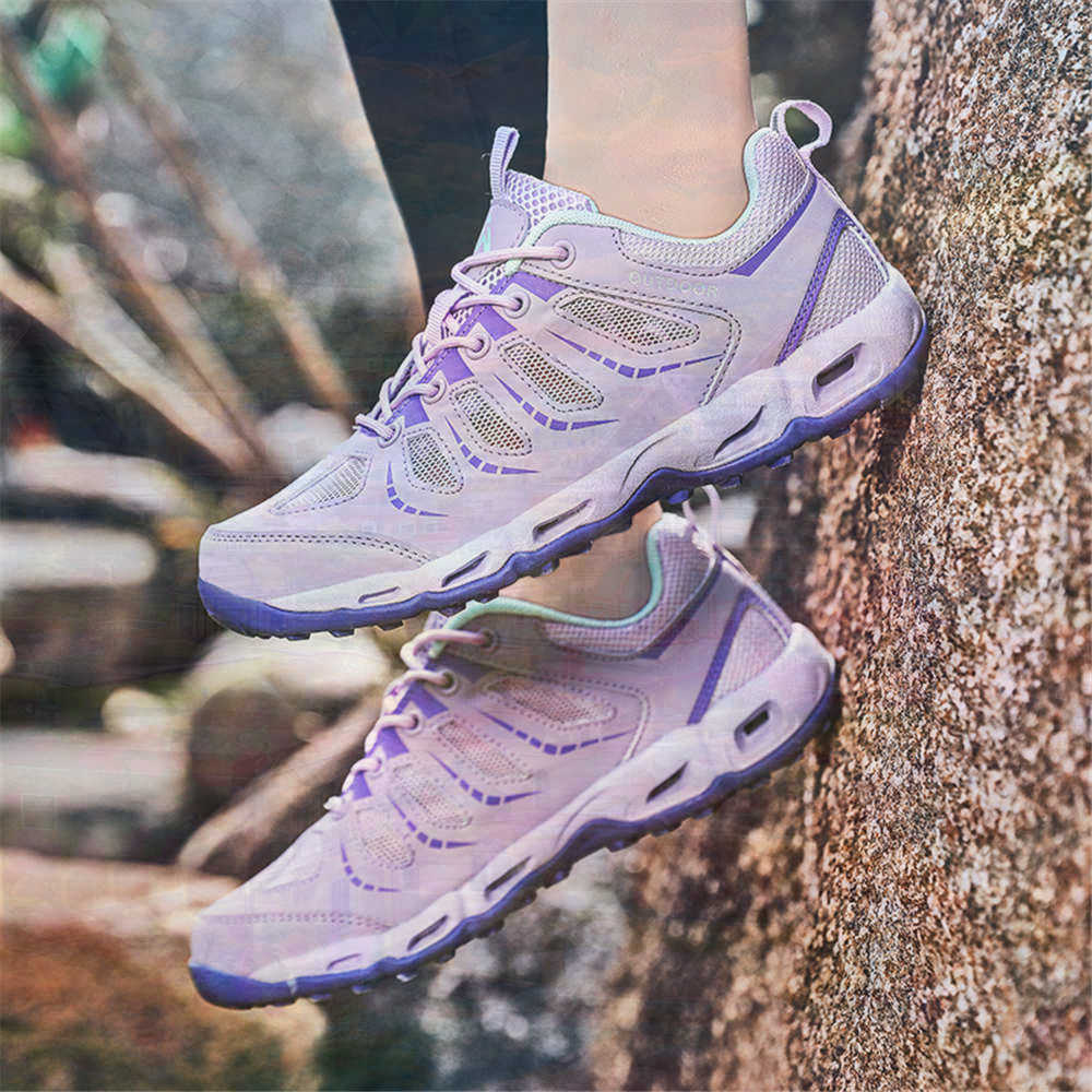 Sumer Round Tip Silver Sneaker - Luxury Lifestyle Dress recension och pris