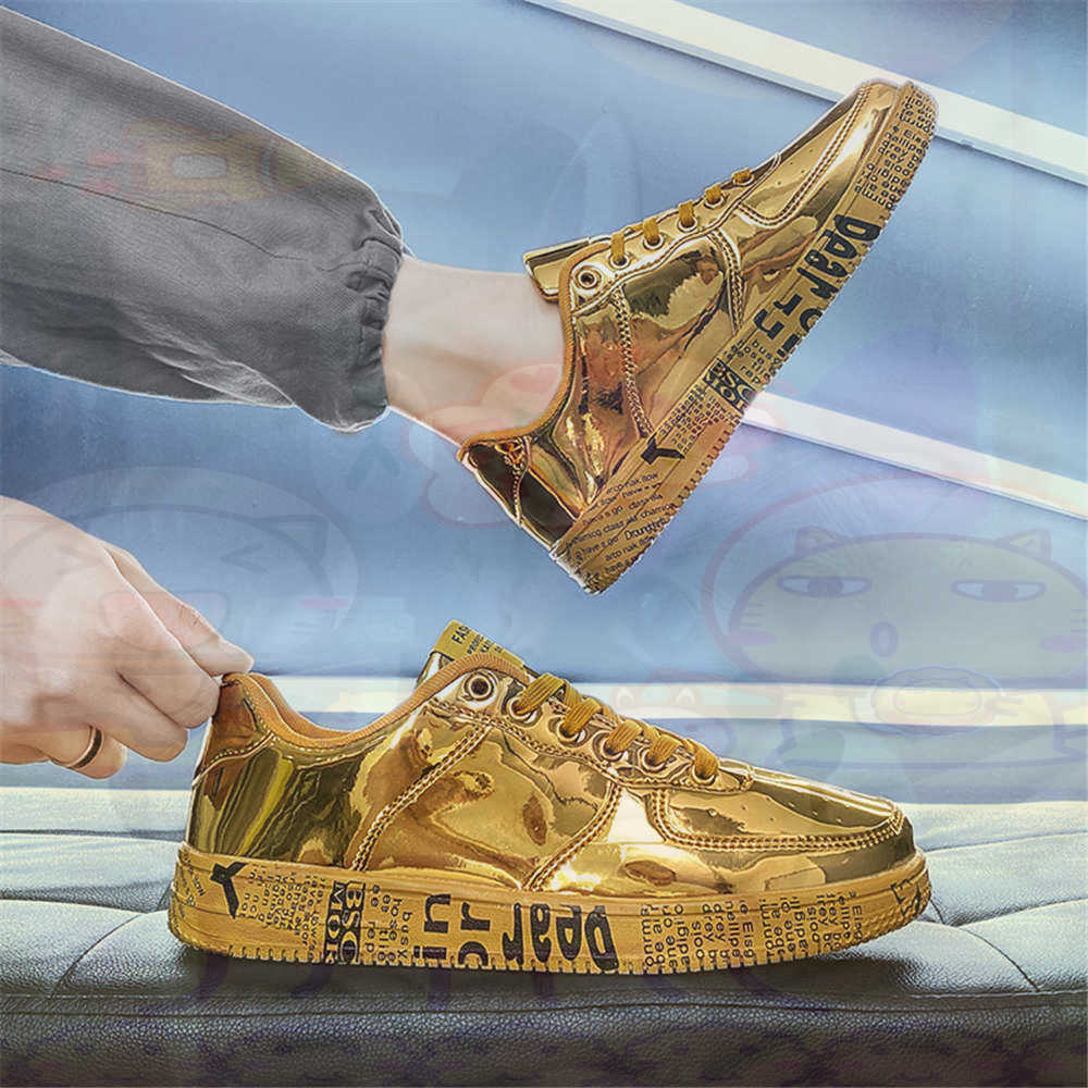 Round Foot Size 45 Sneakers Wh - Luxury Lifestyle Names recension och pris