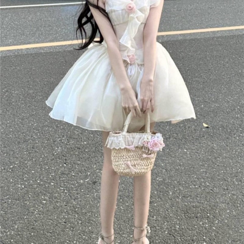 The new birthday coming-of-age - Luxury Lifestyle Dress recension och pris