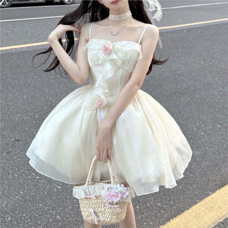 The new birthday coming-of-age - Luxury Lifestyle Dress recension och pris
